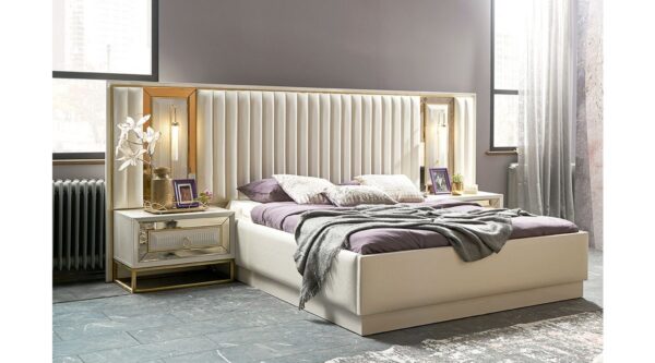 SOFIA BEDSTEAD